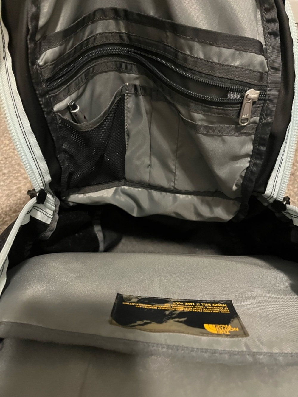 The North Face Jester - Picture 3 of 4